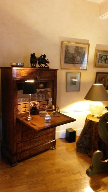 Maison Epellius Collonges-au-Mont-dʼOr Екстериор снимка
